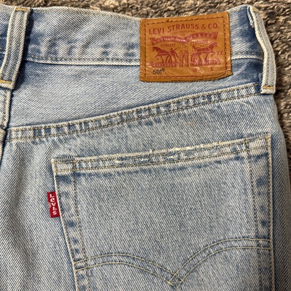 Vintage Levi’s 501 Cutoff shorts - Picture 10 of 13
